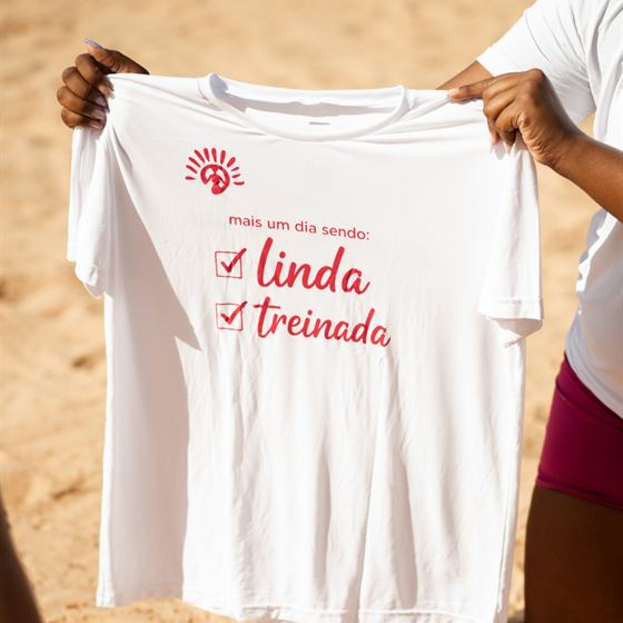Camiseta oficial do Lindas & Treinadas