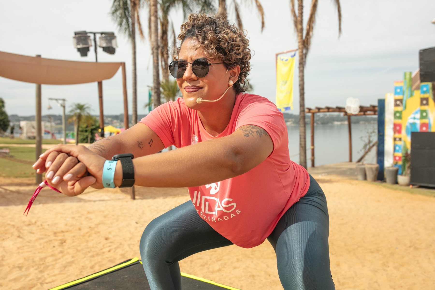 Aulão funcional Lindas e Treinadas na praia