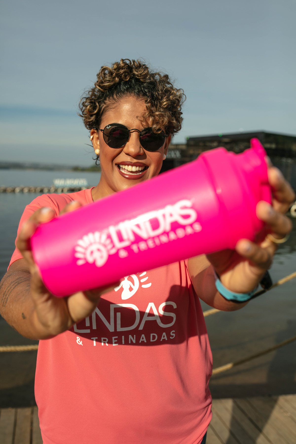 Coqueteleira oficial Lindas e Treinadas no evento